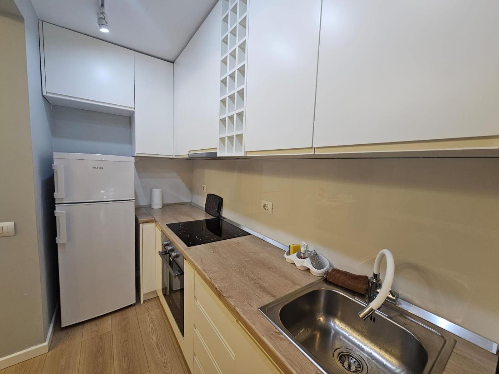 Valentino'S Nest Apartment Tirana Exterior photo