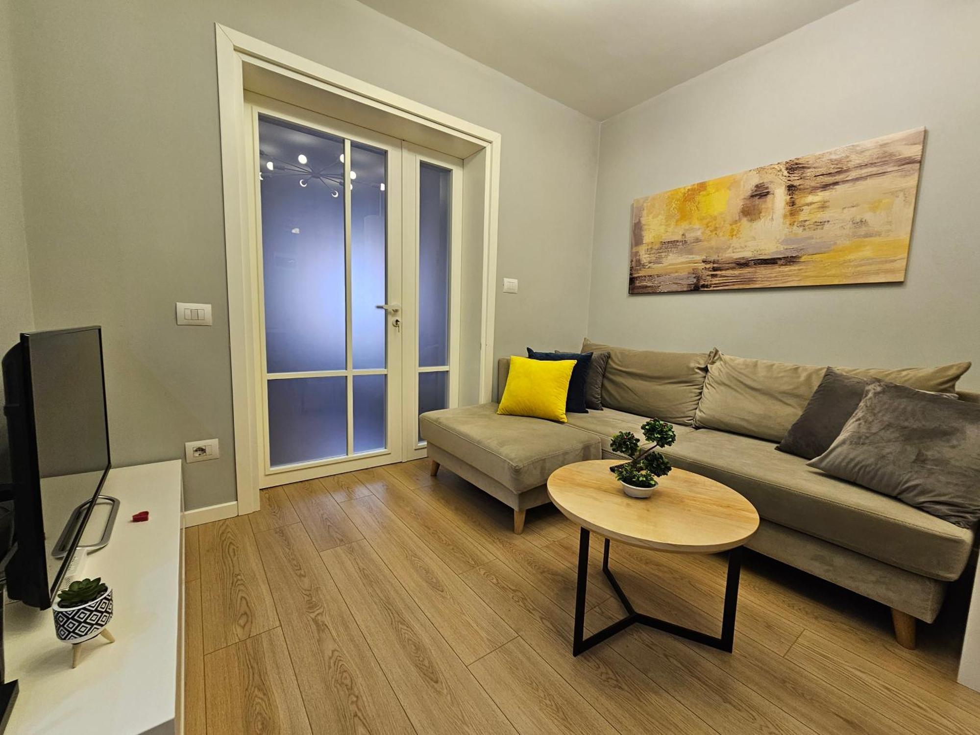 Valentino'S Nest Apartment Tirana Exterior photo